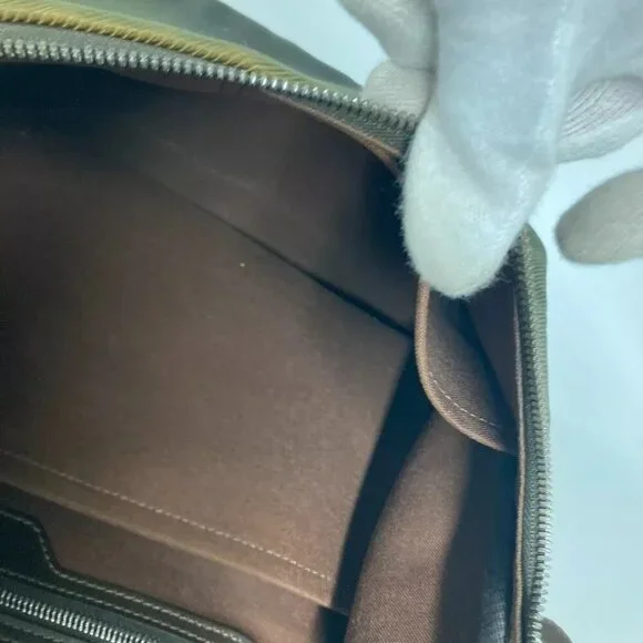 LOUIS VUITTON M30868 Taiga Crossbody Bag Messenger Bag Shoulder Bag